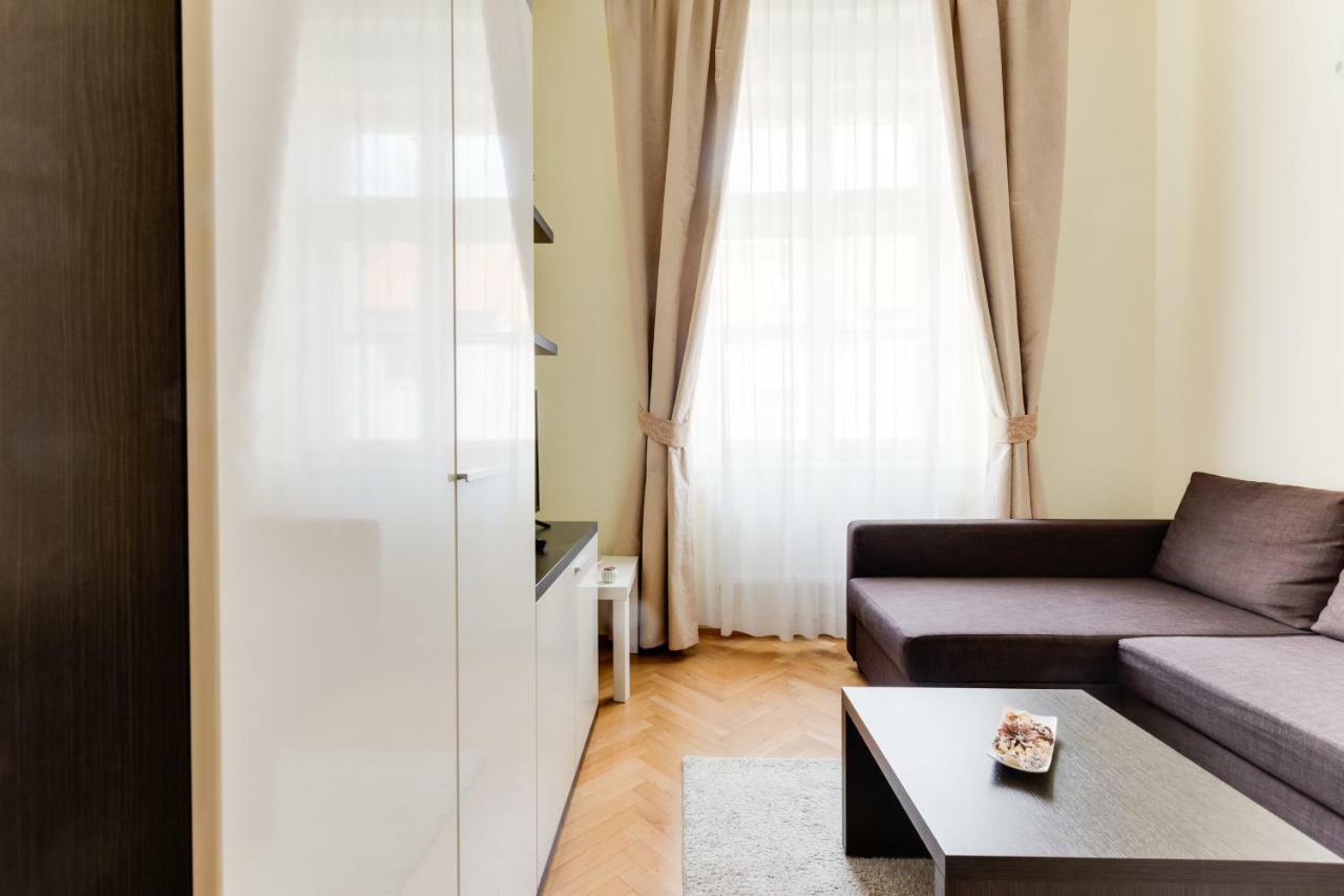 Apartment Halkova 5 프라하 외부 사진